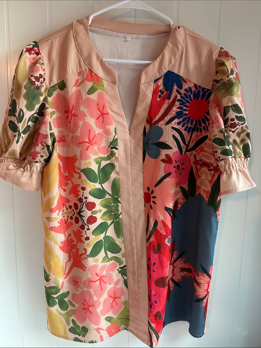 Floral Patchwork Short Sleeve Blouse in Peach and Multicolor